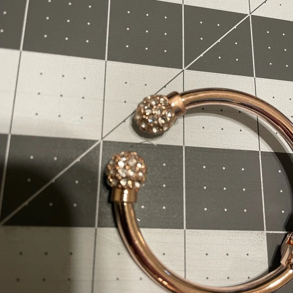 I.N.C. Rose Gold Pearl & Crystal Cuff Earrings‎ Set C02 6638